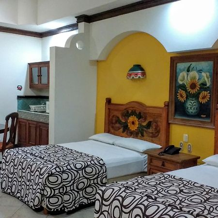 Suites Flamboyanes Merida Bagian luar foto