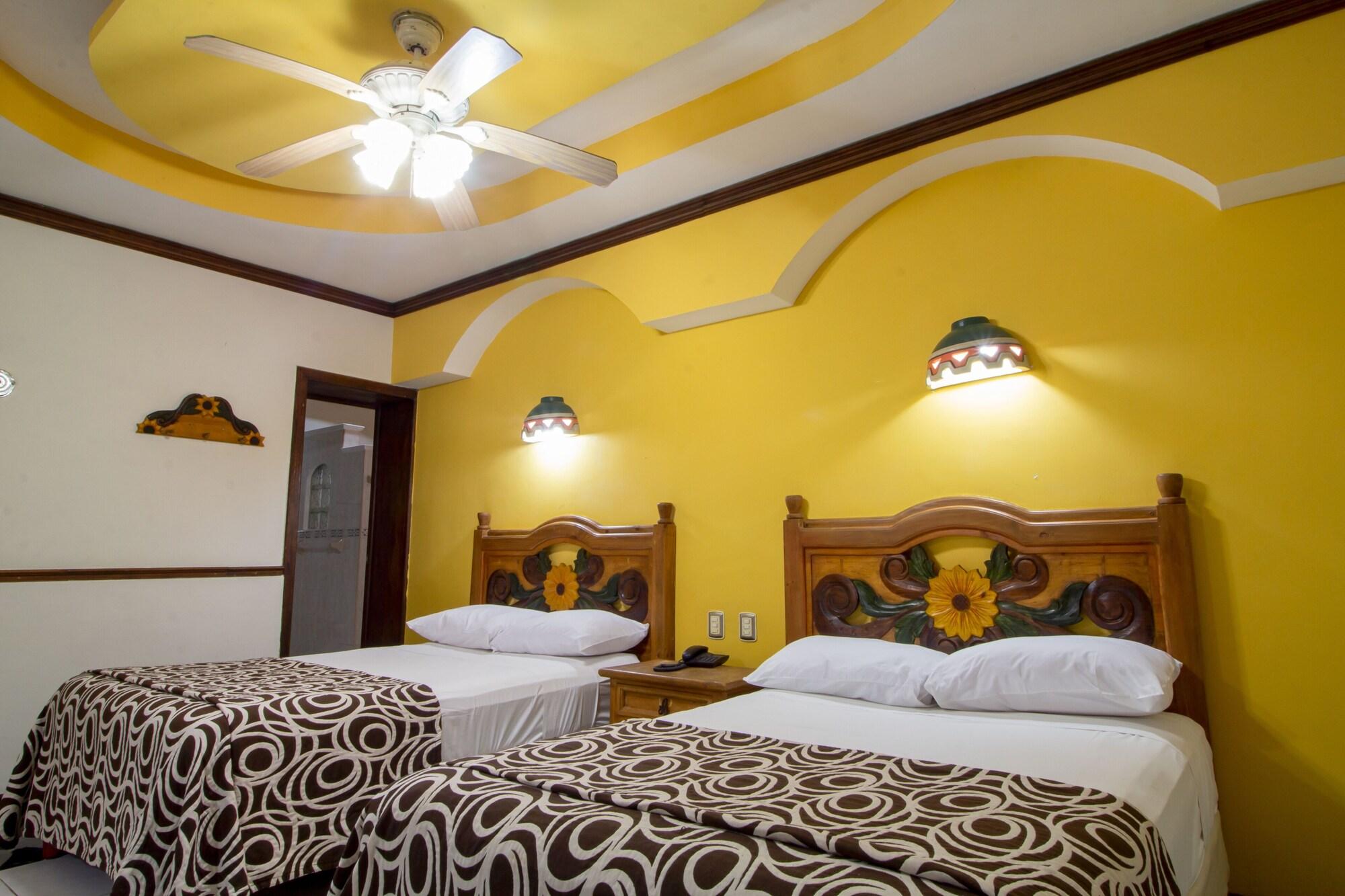 Suites Flamboyanes Merida Bagian luar foto
