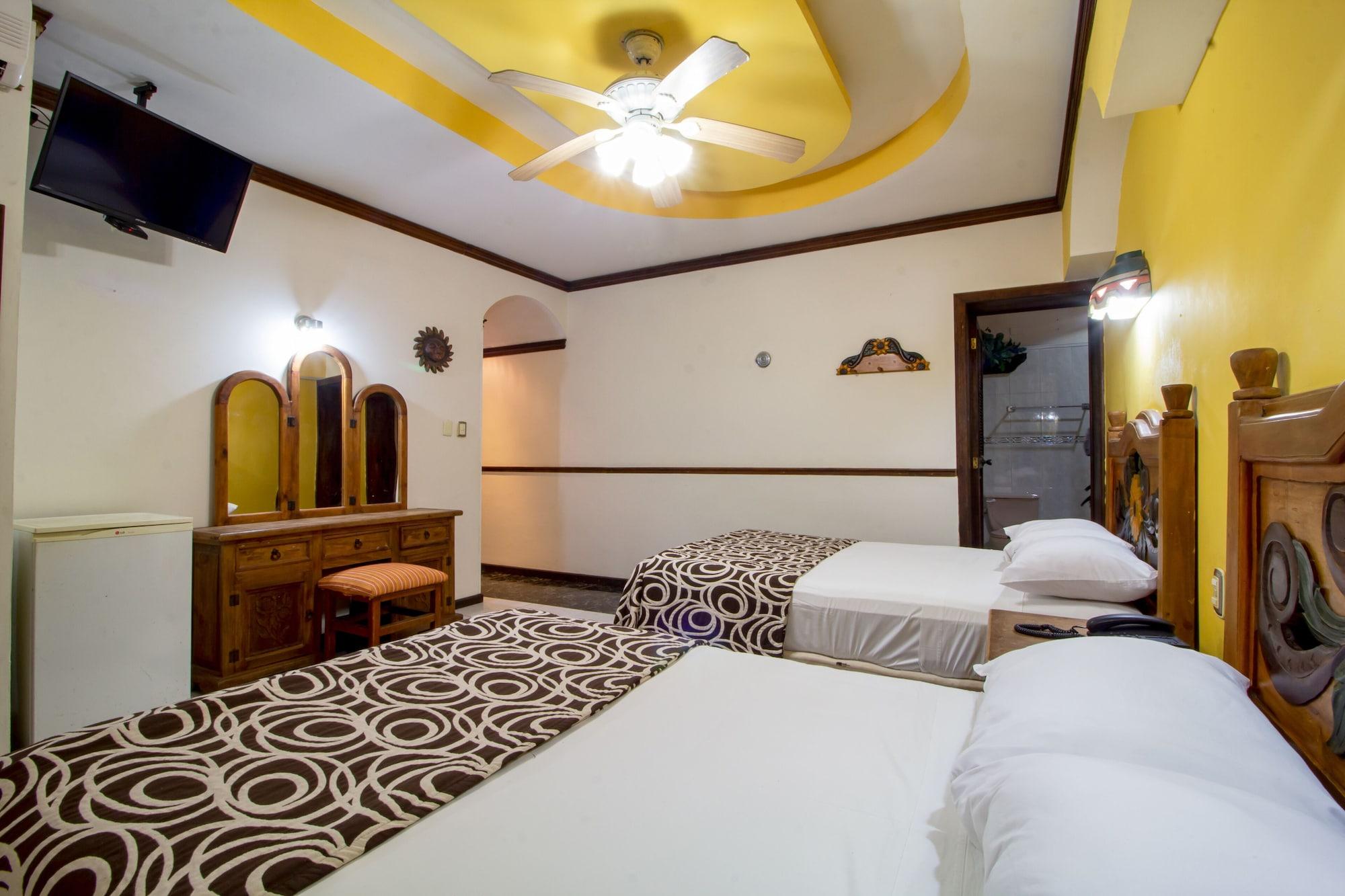 Suites Flamboyanes Merida Bagian luar foto