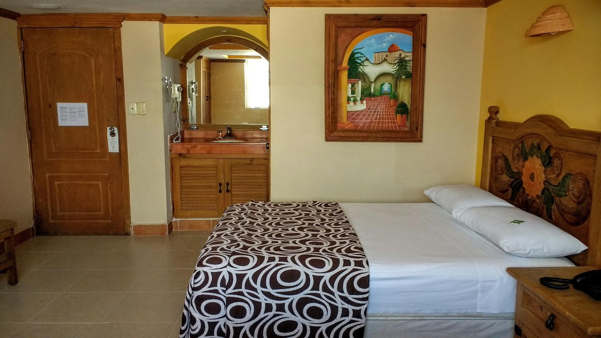 Suites Flamboyanes Merida Bagian luar foto