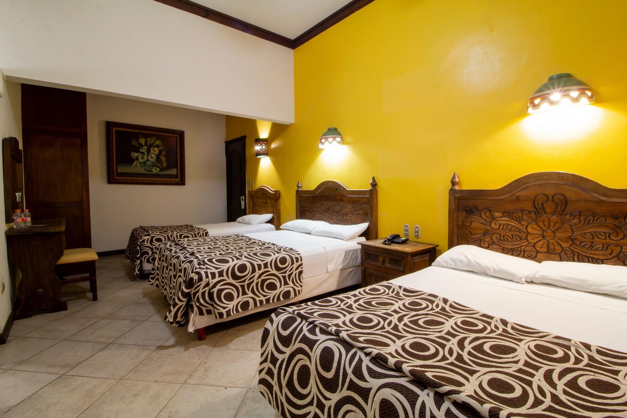 Suites Flamboyanes Merida Bagian luar foto