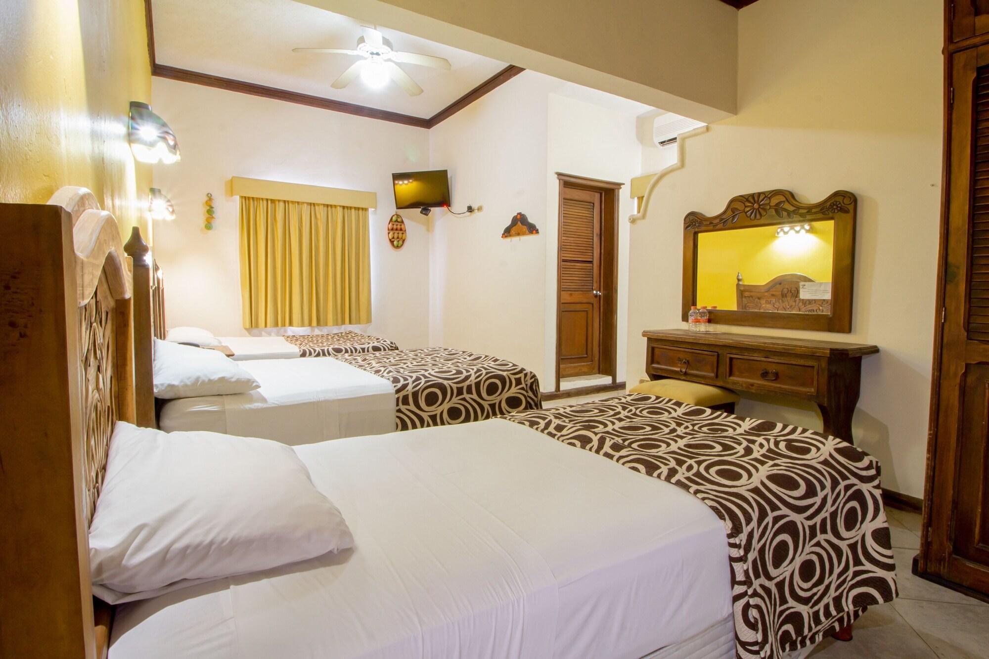 Suites Flamboyanes Merida Bagian luar foto