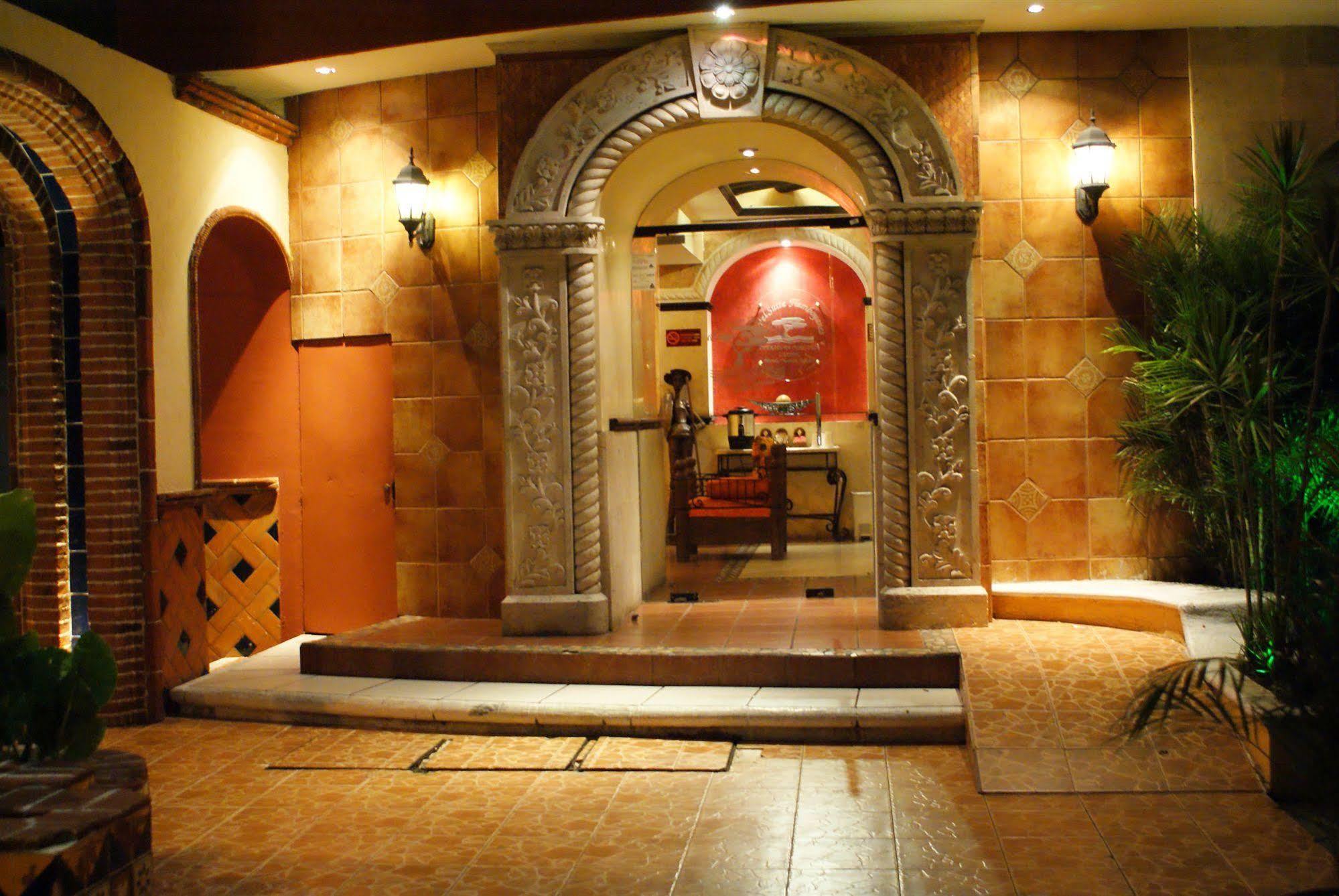 Suites Flamboyanes Merida Bagian luar foto